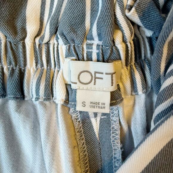 LOFT Capri Belted Pants Blue and White Stripes Women's size Small - Picture 5 of 6